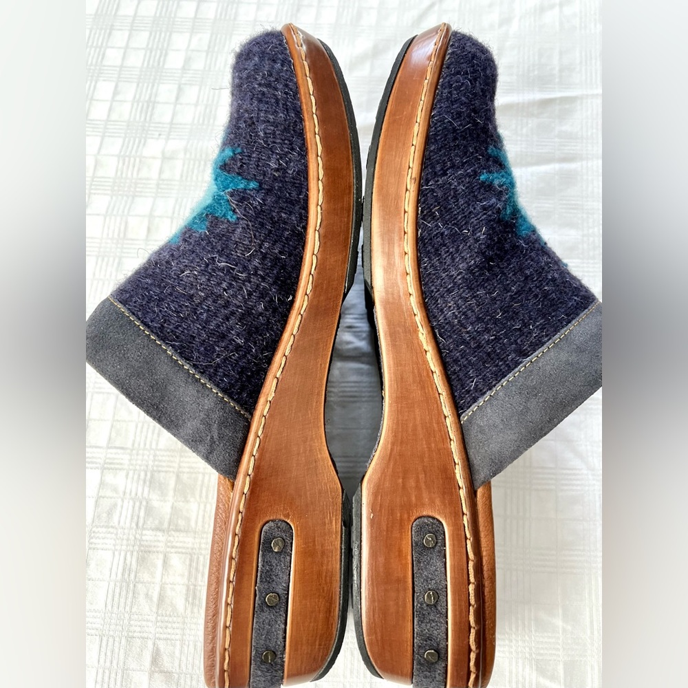 Womens Born Bandy Southwest Blanket Leather Sandal Clog Navy Blue US 11 EUR 43. - Picture 3 of 13